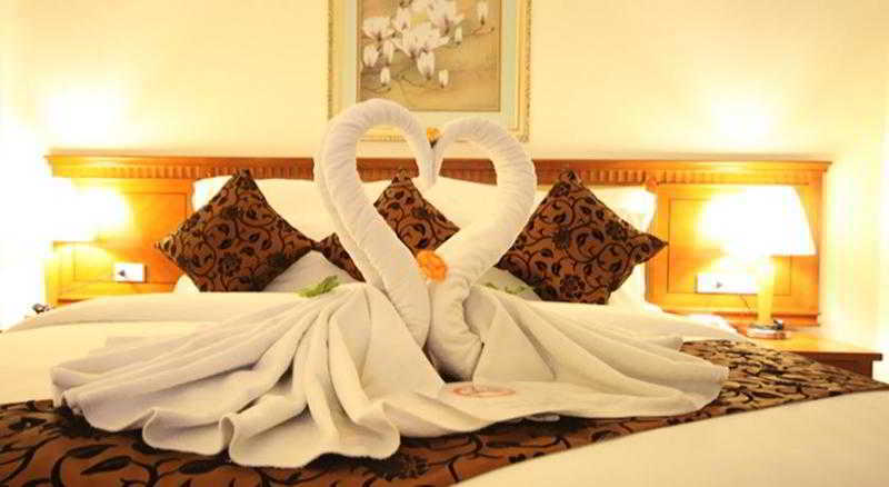 The Golden Boutique And 3* Pattaya